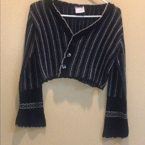 black old fashion type crop top